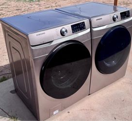 Samsung Front Load Washer and electric Dryer Set
