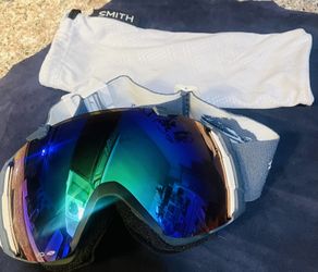  le: Smith I/O MAG ChromaPop Snow Goggles – 3 Lenses + Soft Bag