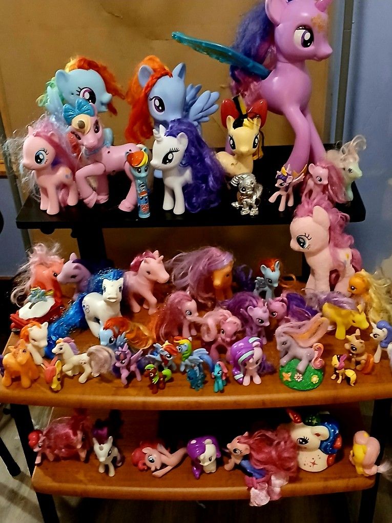 LOT OF MY LITTLE PONY
