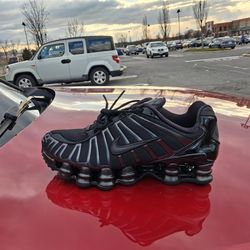 Brand New And Original Women Nike Shox Sneakers Size 8