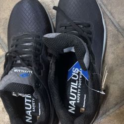 Steel-toe Work Shoes