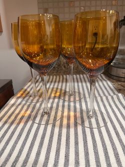 4Wine glasses