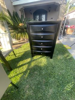 Dresser moving sale