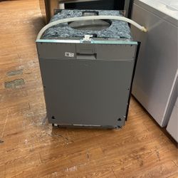 THERMADOR DISHWASHER 24” INCHES PANEL READY 