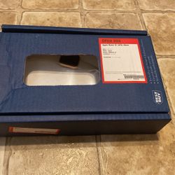 Apple Watch SE (GPS, 40mm) - Gold Aluminum Case with Starlight Sport Band