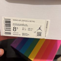 Women’s Jordan four retro 8 1/2 lightly used