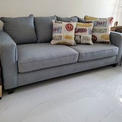 Grey Beach Style Sofa With Cushions 