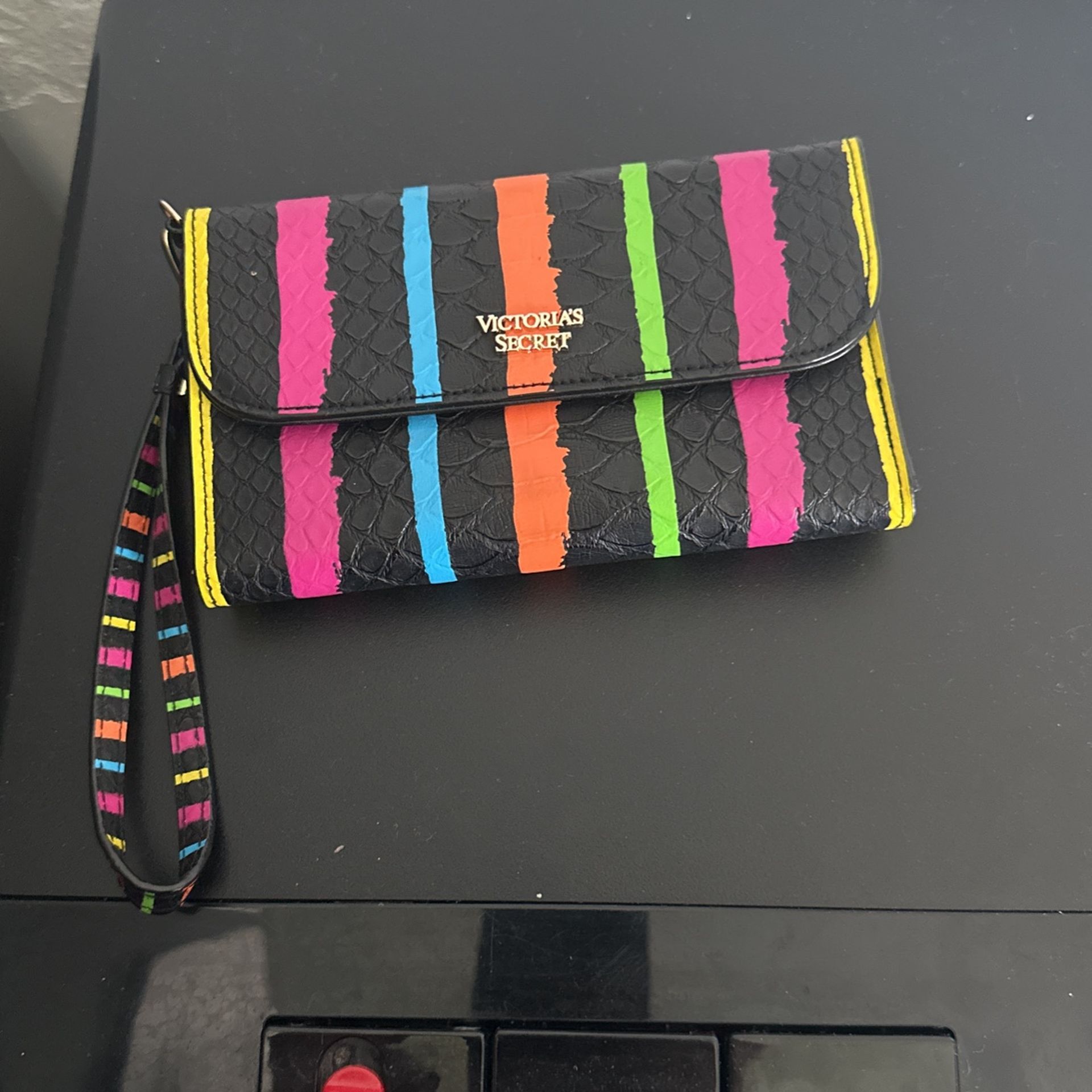 Victoria Secret Wallet Clutch With Heart Mirror