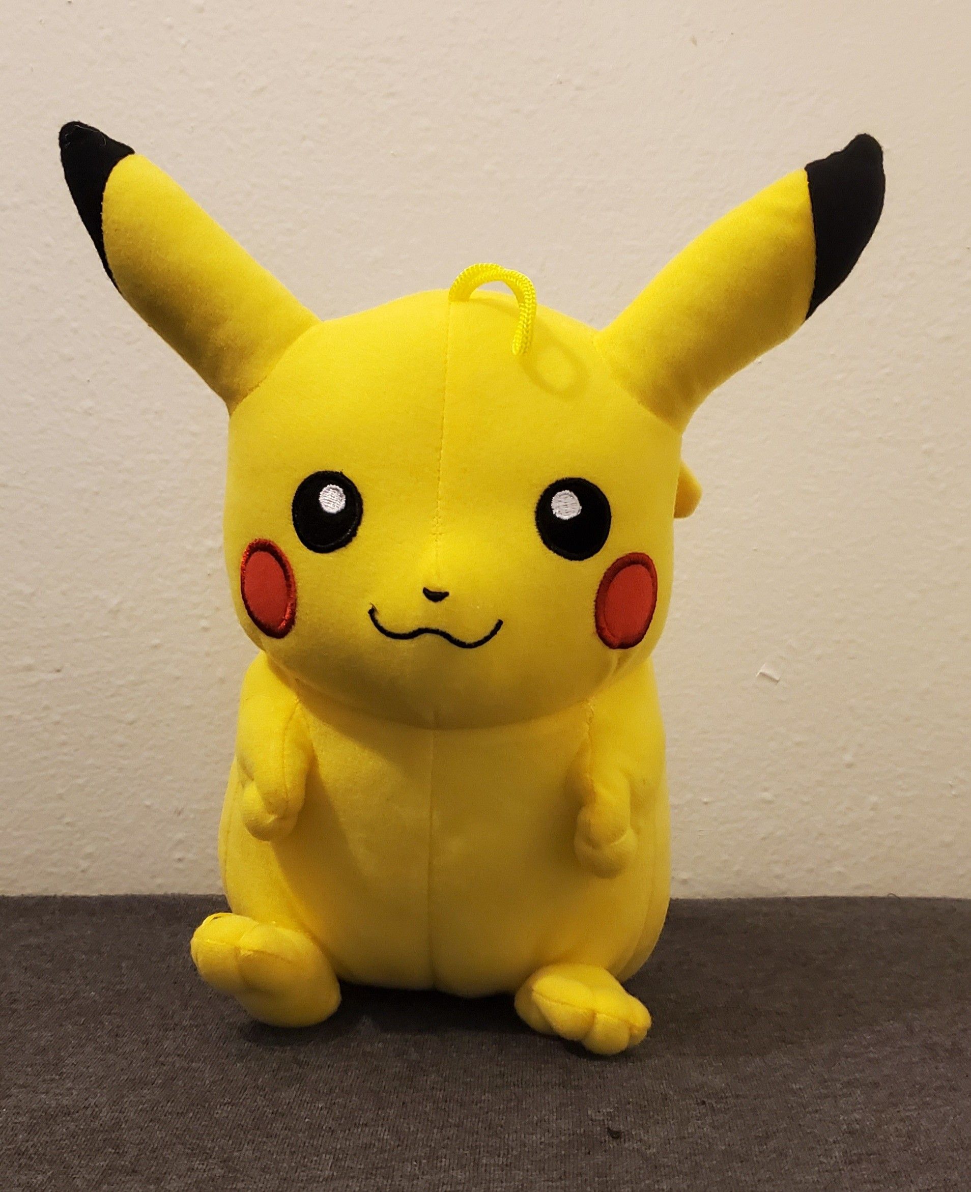 10" Pokémon Pikachu Plush