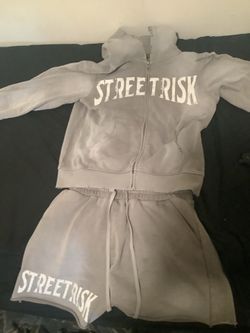 gray outfit medium shorts small in hoodie