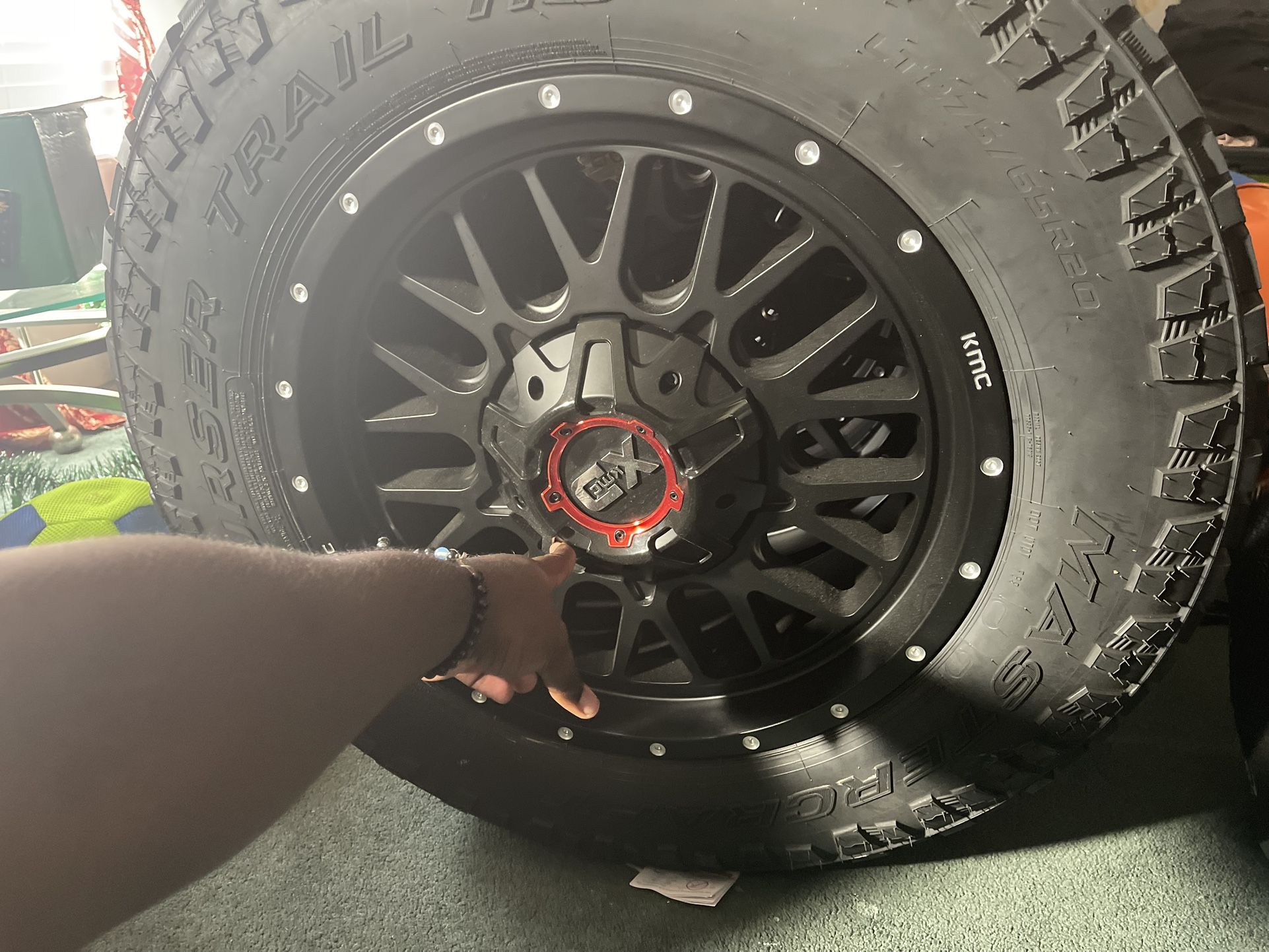 New 20x9 XD Series XD842 Satin Black Wheels And Tires $1500 paid right at 3k for them