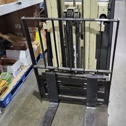 Free Forklift.  You Haul.  Not Working. 98001