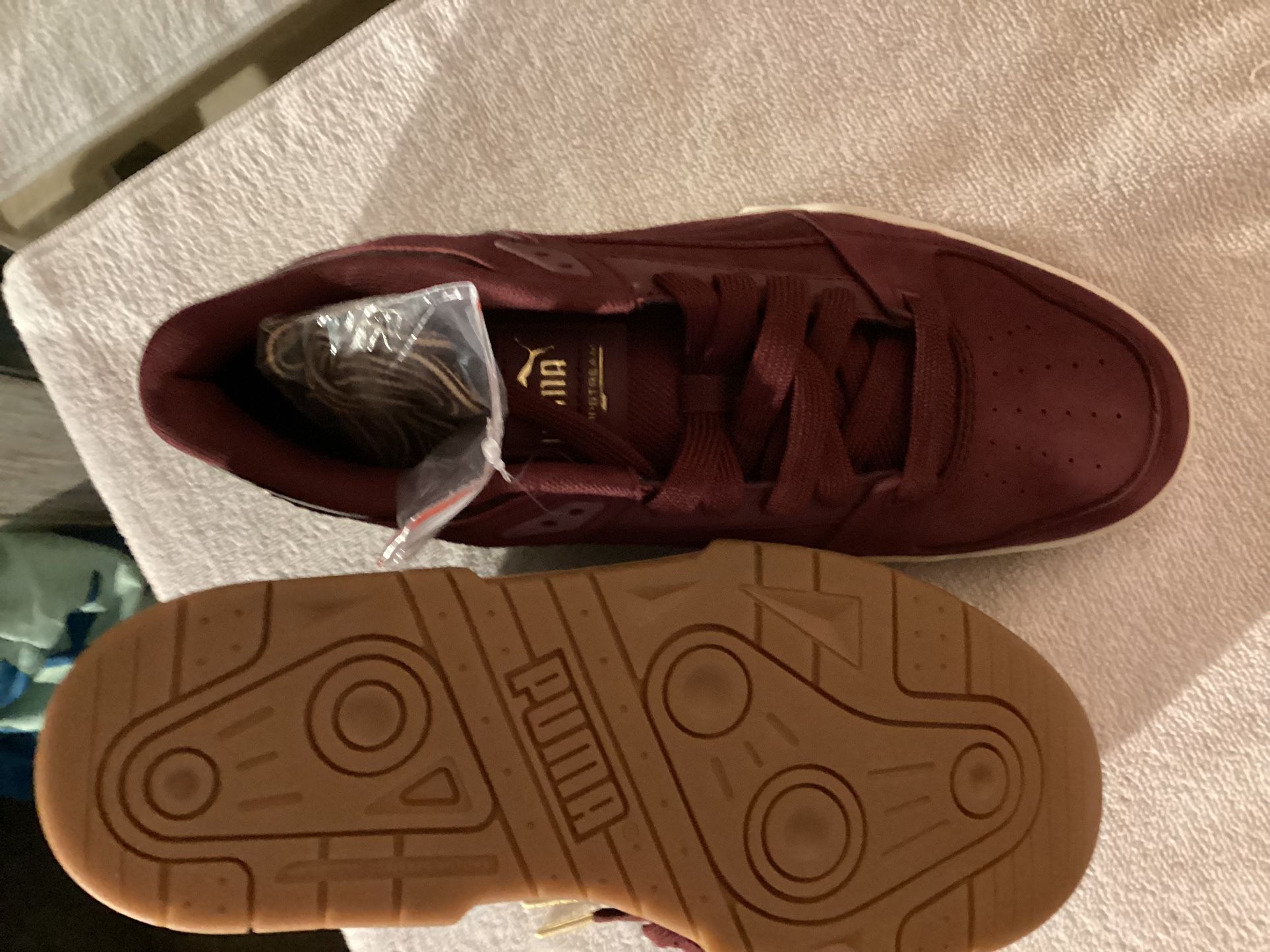 Puma nwt size 9 Sample
