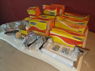 Lot of Bathroom fixtures, 8 toilet paper holder, 14 towel bar post,7 adjustable bar flange. Restroom fixture, remodeling plumbing equipment , 29pc Plu