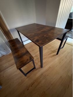 Kitchen table
