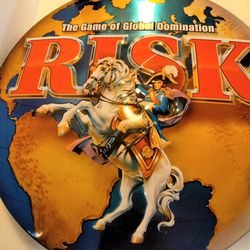 Risk The Game Of Global Domination Round Metal Tin 2003 Complete - Board Game