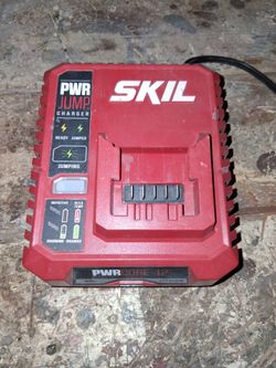SKIL PWRCore 12 PWRJUMP 12V Lithium Battery Charger