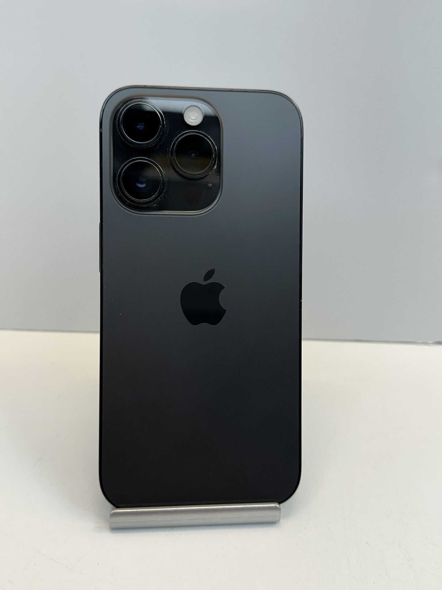Apple iPhone 14 PRO 128gb. ( Unlocked Cellphone )