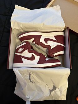 Jordan 1 Team Red