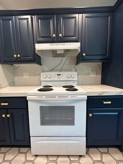 30” 4.8 cu. Ft. 4 Burner Element Electric Range with Self-Cleaning
