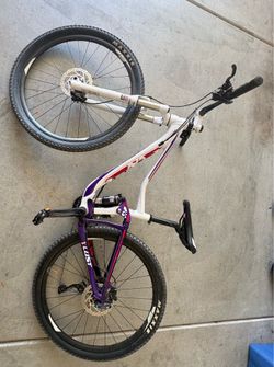 Giant Liv Lust 3 XC Mountain Bike