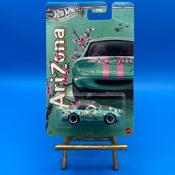 Hot Wheels Silver Series Arizona 1991 Mazda MX-5 Miata Cherry Blossom 1:64