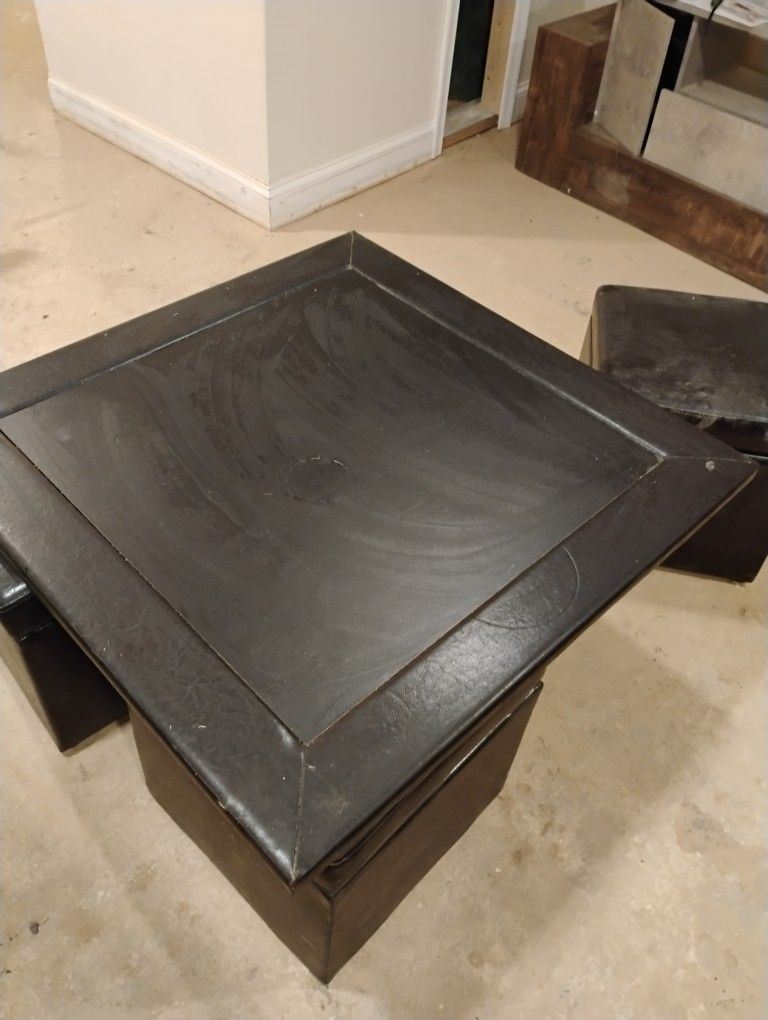 HASSET AND TABLE SET