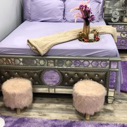 Queens Bedroom Set