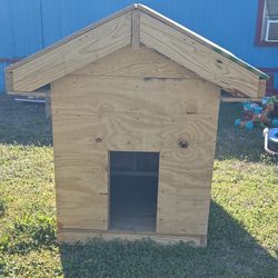 Wood Dog House