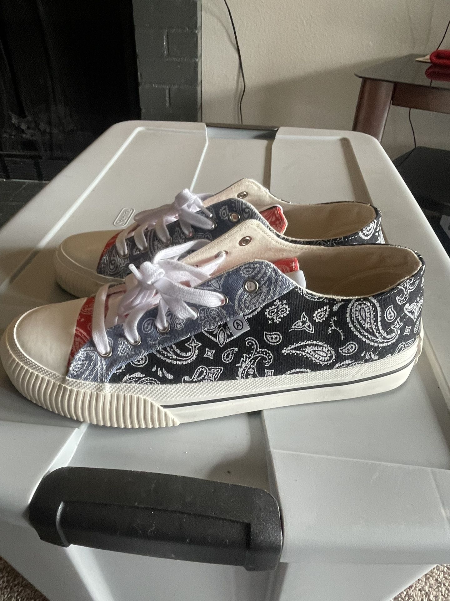 Axel Arigato Midnight Blue Editions