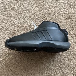 Brand New Kobe Bryant Adidas Black No Box Crazy