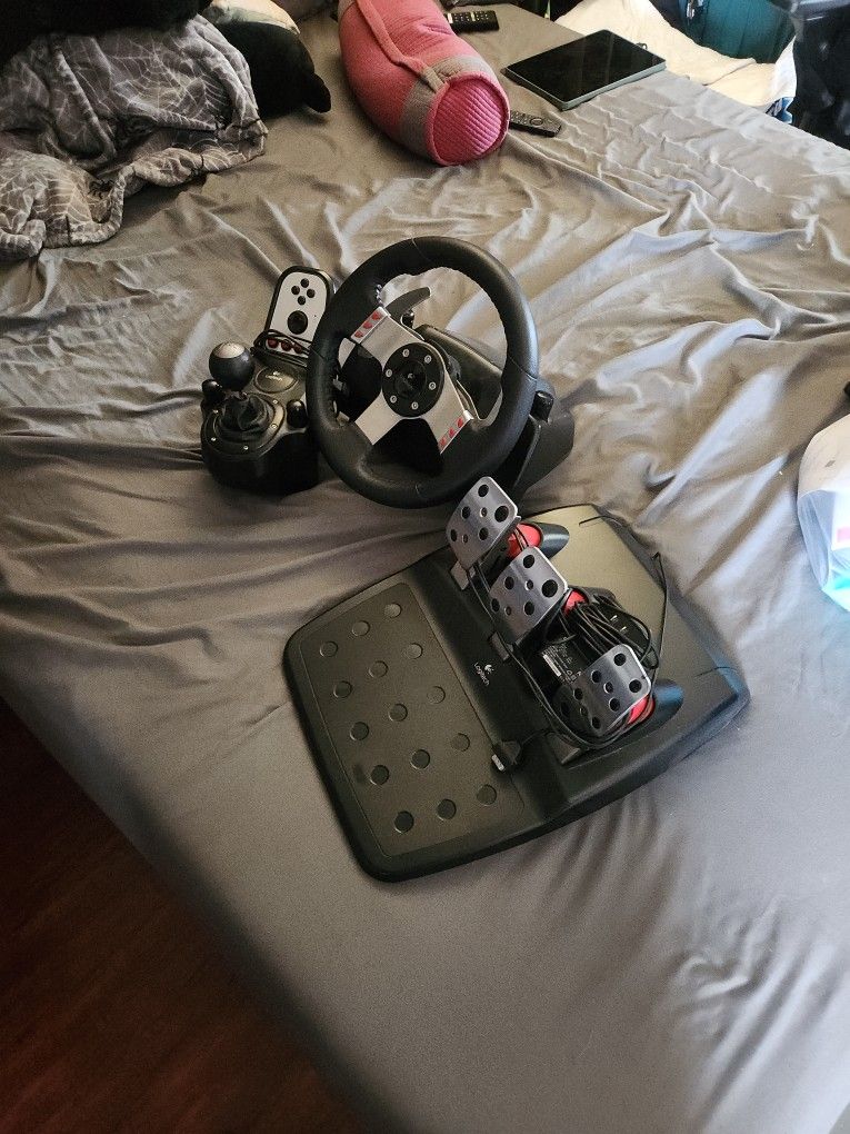 Logitech G27 Driving Simulator Arcade PS3 PS4
