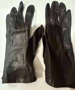 Vintage Dawnel Womens Black Leather Gloves Size 8 Button Closure