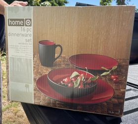 Target Home 16pc Dinnerware Set “Worldview Red”