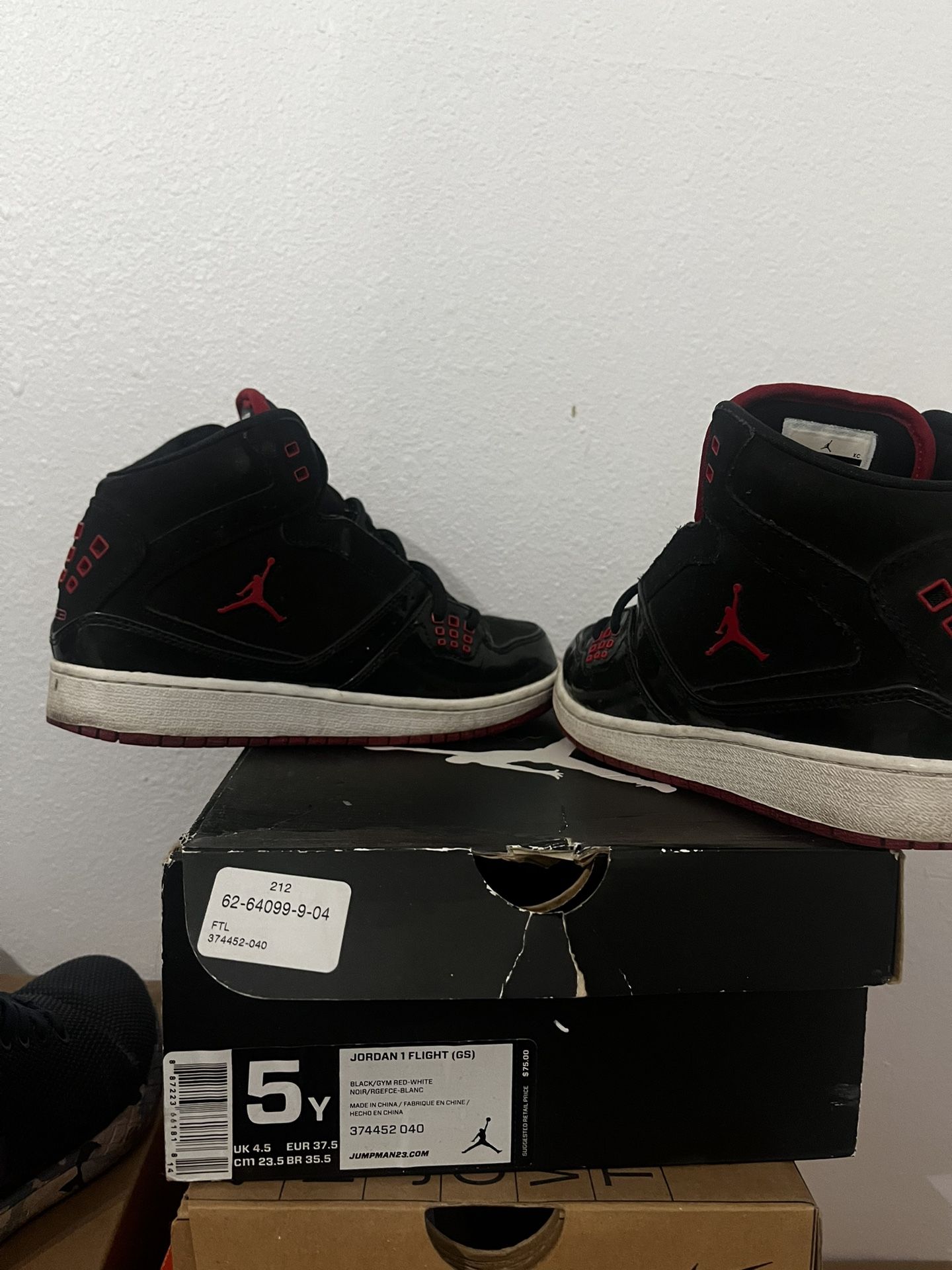Jordan 1 Flight