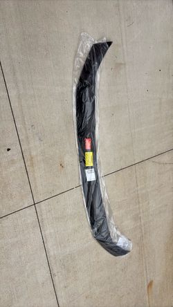 Im selling hood protector for Expedition brand new 1918 to 2020