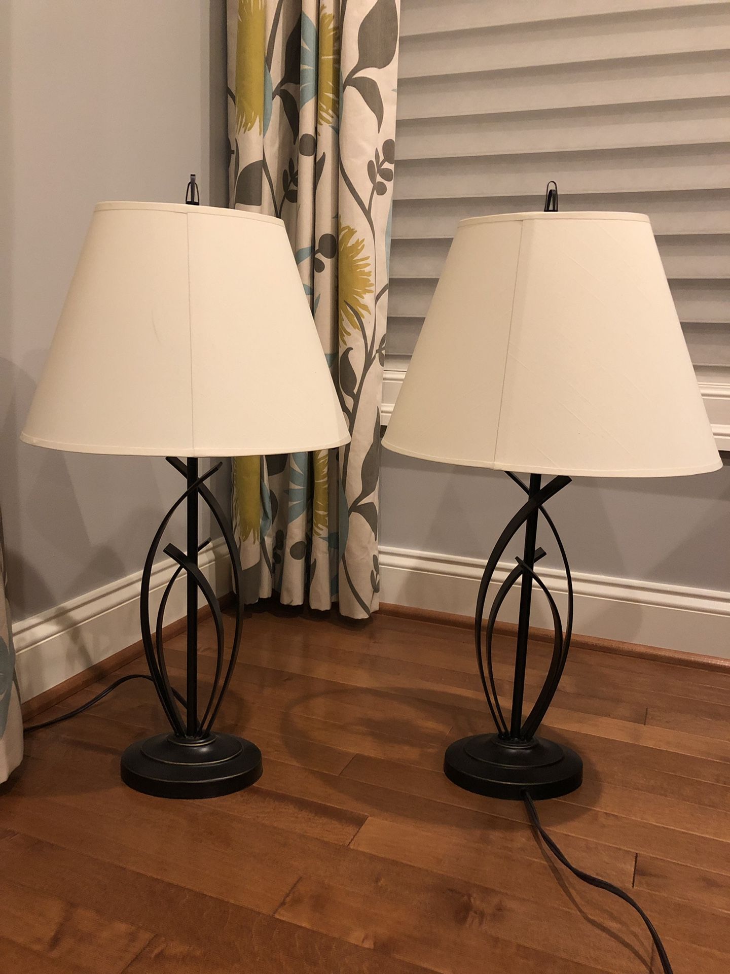 Two table lamps for sale - like NEW