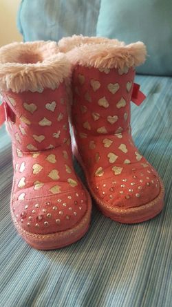 Girls boots