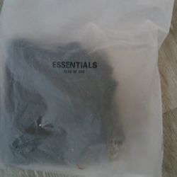 Essential Shorts Size Medium 