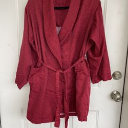 Victoria Secret Women’s Robe Size M/L