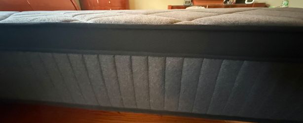 Brand new king mattress