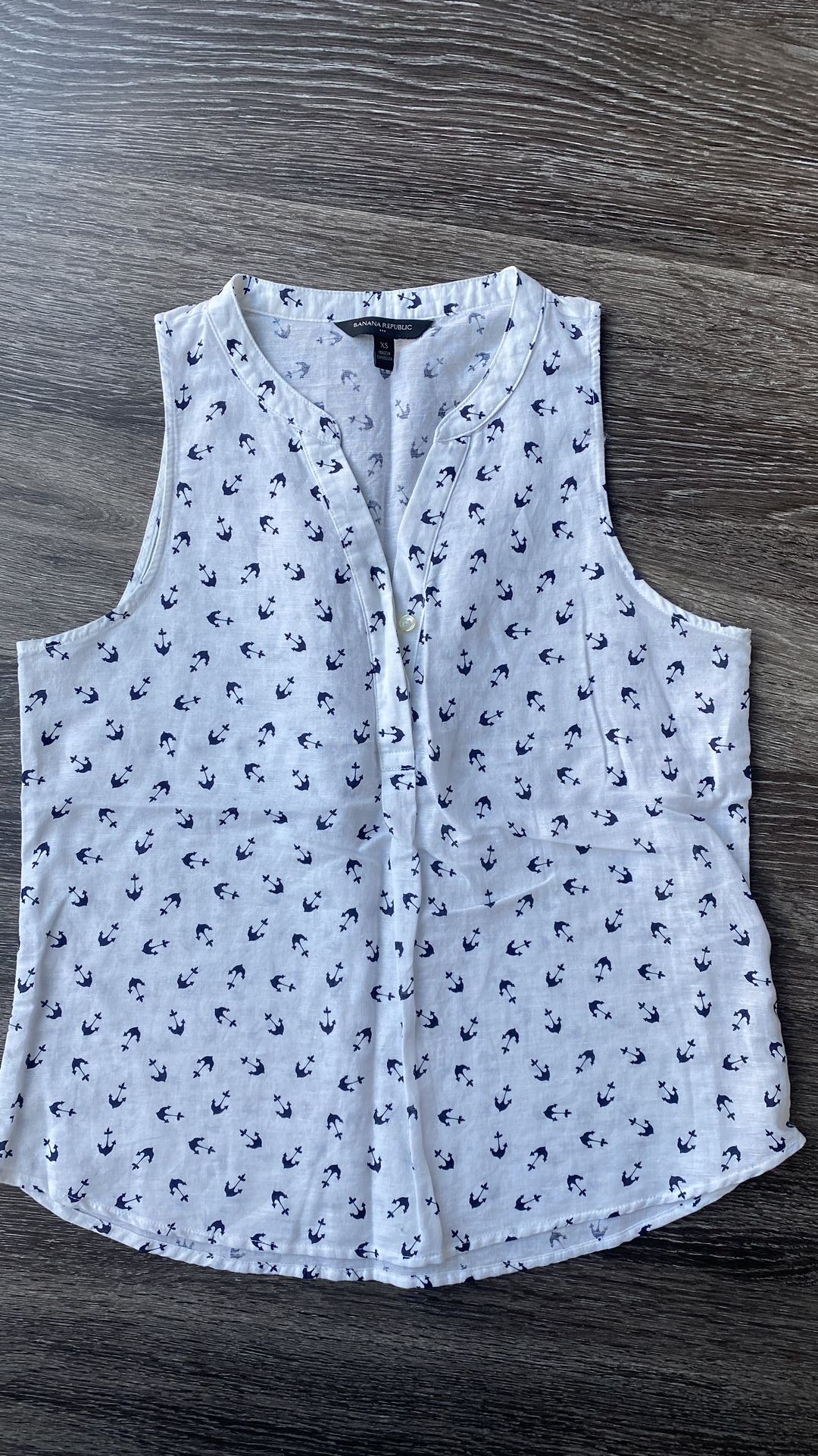 Banana Republic Tank