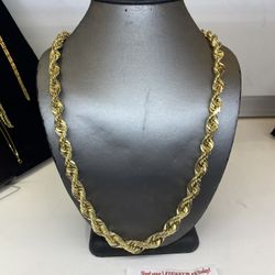 195g 14k Gold 24” Rope Chain