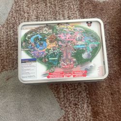 Disney Land And California Adventure Tin Box Puzzle 