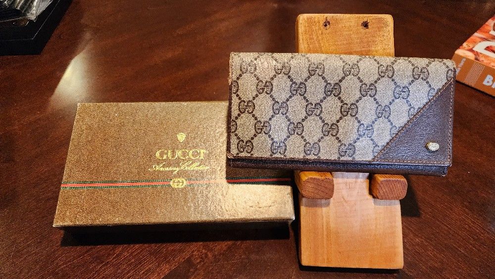 Vintage GUCCI GG CANVAS LONG WALLET