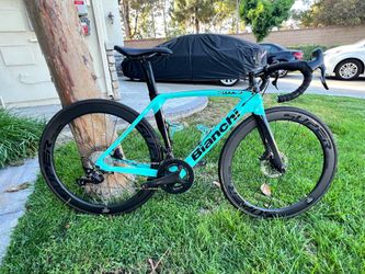 Bianchi Oltre XR3 52cm CV Disc Carbon/Campagnolo Chorus 2x12 Speed