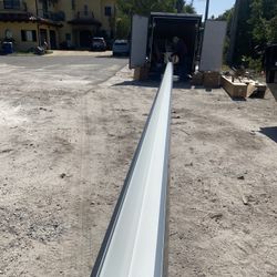 Soffit  Gutters  Clean 