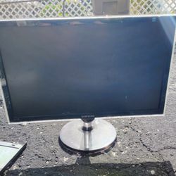 Samsung SyncMaster PX2370 Monitor
