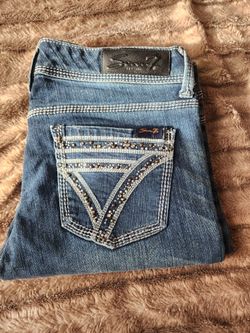 Seven7 Jeans