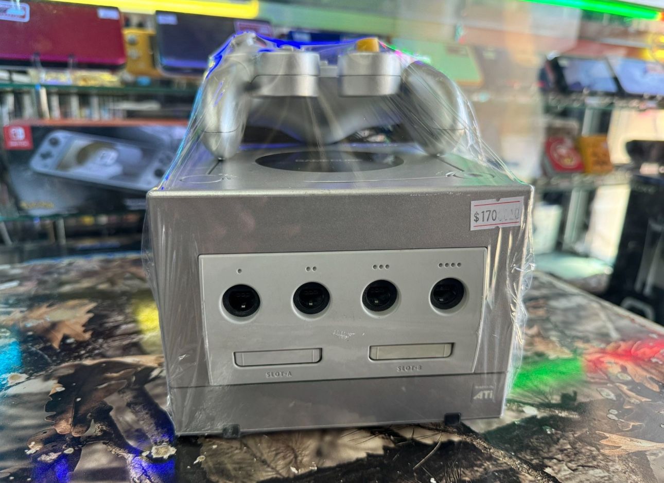 Nintendo GameCube with ONE Free Game Of Your Choice